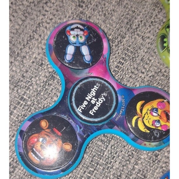 FNAF ,Batman& Superman Fidget Spinner Bundle - Picture 2 of 6
